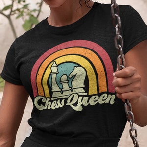 Funny Chess T-Shirt Chess Girl Shirt Chess Queen Chess Player Shirt for Women Retro Chess Lover Gift Vintage Chess Pieces Tee Adults Kids