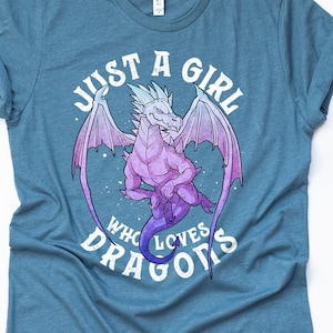 Lustiges Drachen Mädchen T-Shirt Nur ein Mädchen, das Drachen liebt Shirt Süßer Drachen Liebhaber Geschenk für Mädchen Frauen Cooles Drachen T-Shirt Erwachsene Kinder Hoodie
