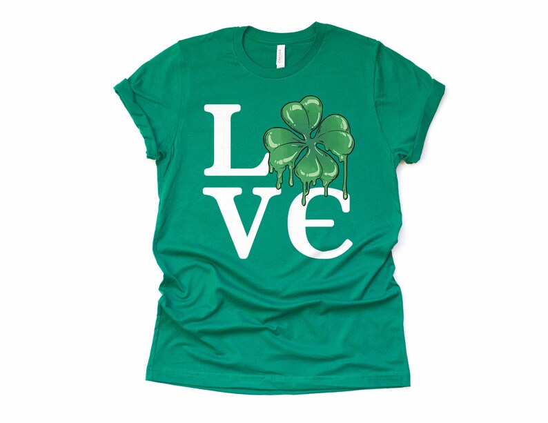 Unisex Love Irish Shamrock T-Shirt St Patricks Day Gift Four Leaf Clover Ireland Lover Shirt Funny Celtic Love Print Tee Shirt Adults Kids