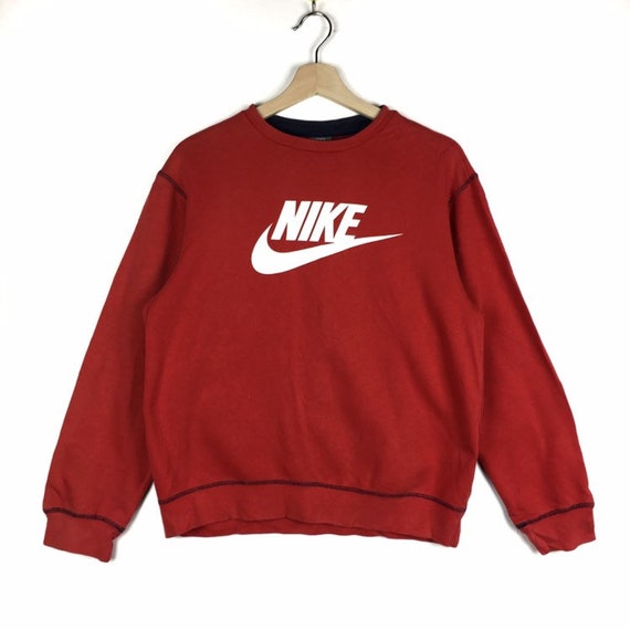 maroon nike sweater