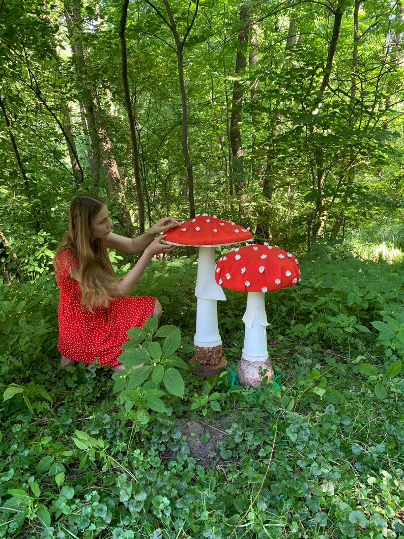 Set of 2 Fantasy Giant Mushrooms for decorations, party, scene, Alice in Wonderland performance, Huge backdrop decor, Fake Mushrooms image 8