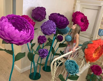 Giant Paper Flower Set: Alice in Wonderland Party Decor