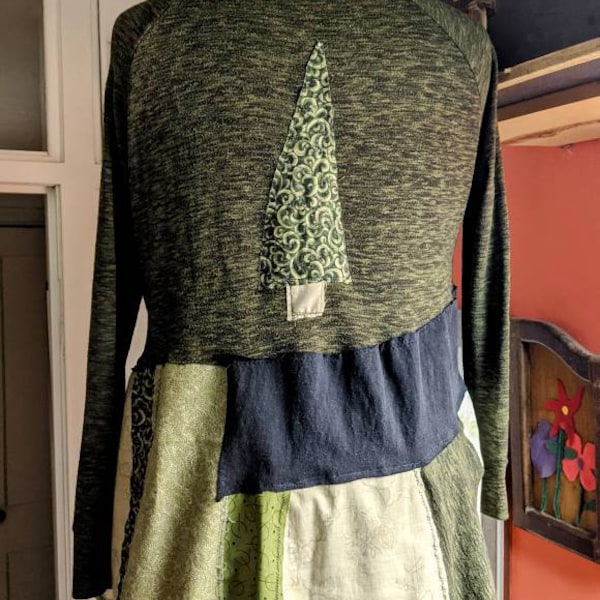 Upcycled Plush XS-S! Long Sleeve Green Small Tunic Top! Recycled Sweater, Funky stitching, Boho, Raw edges, Evergreen tree! Heart!