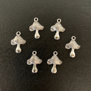 6 mushroom charms, metal charms, charm bracelet, mushroom charm, mushroom charms bulk, silver mushroom, toadstool charm, charm mushroom