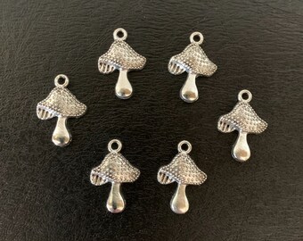 6 mushroom charms, metal charms, charm bracelet, mushroom charm, mushroom charms bulk, silver mushroom, toadstool charm, charm mushroom