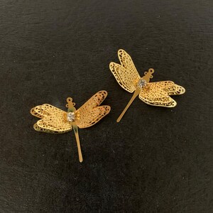 2 lg gold dragonfly pendants, dragonfly gifts, dragonfly charms, dragonfly pendant, gold dragonfly, dragonfly jewelry, dragon fly pendant