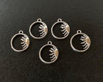 5 silver tone sun charms, sun charm, metal charms, silver sun charm, sun pendant, silver sun pendant, small sun charm, small sun charm bulk