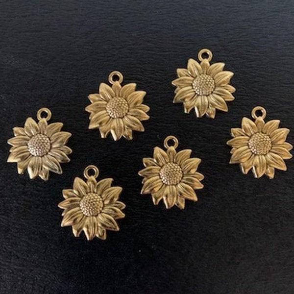 6 sunflower charms, metal charms, charm bracelet, sunflower charm, sunflower charm pack, gold sunflower, sunflower pendant, sunflower gold