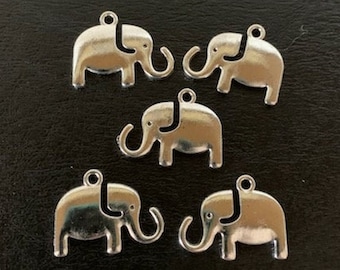 5 elephant charms, metal charms, charm bracelet, elephant charm, elephant charm bulk, elephant pendant, elephant jewelry, silver elephant
