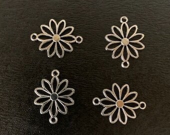 4 daisy connector charms, daisy charm, silver daisy charm, daisy charm bulk, flower charms, daisy connector charm, daisy flower charm, daisy