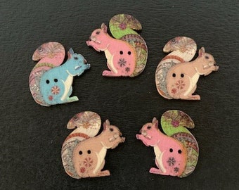 5 random mix squirrel buttons, squirrel button, wood squirrel, wood buttons, animal buttons, nature button, pink squirrel, blue squirrel