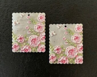 2 pink roses pendants, pink rose charm, pink rose pendant, pink rose jewelry, textured pendant, rose flower pendant, roses jewelry, roses