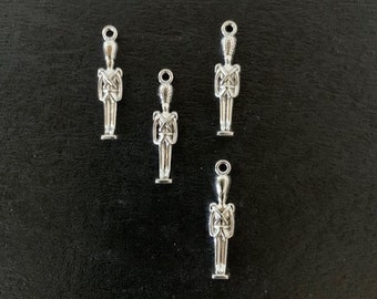 4 silver soldier charms, soldier charm, miniature soldiers, tin soldiers, tin soldier figures, military charms, drum major, christmas charms