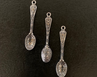 3 silver spoon charms, spoon charm, spoon pendant, spoon jewelry, spoon pendant for necklace, silver spoon, silver spoon jewelry, bulk charm