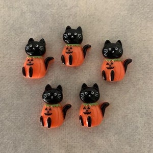 5 cat in pumpkin cabochons, pumpkin flats, pumpkin flatbacks, flatback pumpkins, cat pumpkin, black cat, halloween cat, pumpkin with cat