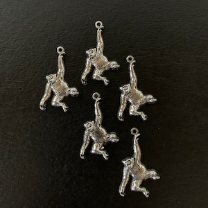 5 gorilla charms, gorilla pendant, gorilla jewelry, silver gorilla charm, ape charms, ape charm pack, silver apes, charm gorilla, charm apes