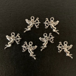 6 small silver cupid charms, cupid charm, cupid jewelry, cupid pendant, angel charm, cupid angel, angel charm silver, silver angel charms