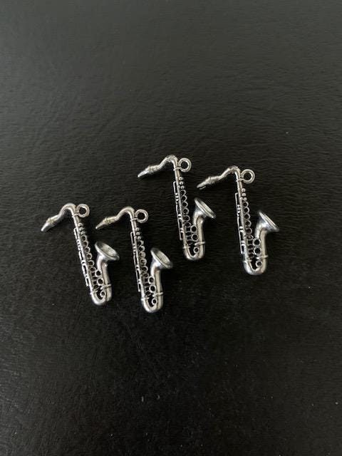 4 saxophone charms, saxophone jewelry, saxophone, music charms, music pendant, music jewelry, band charms, mini saxophone, instrument, music