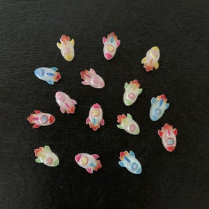15 random mix mini spaceship cabochons, spaceship cabachons, rocket cabochon, rocket cabachons, resin rockets, spaceship crafts, spaceships