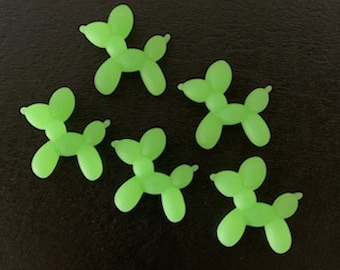 5 lime balloon dog flats, balloon dog, dog balloon, balloon cabochons, balloon flatbacks, dog cabochon, balloon dog green balloon flats, dog