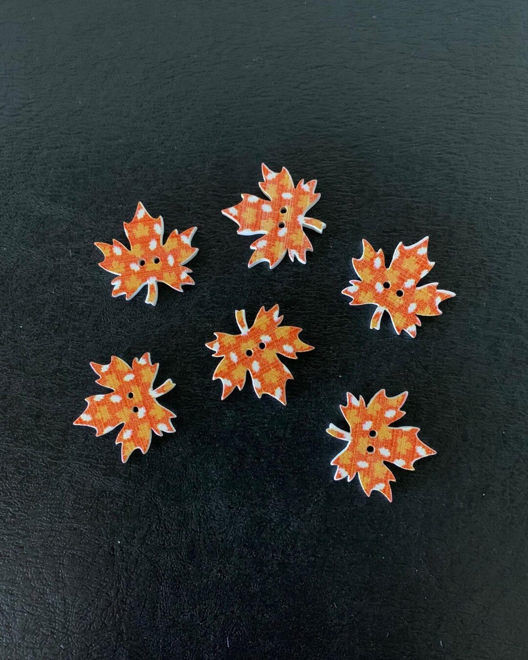 6 Fall Print Leaf Buttons, Leaf Buttons, Wood Leaves, Fall Wood Leaf ...