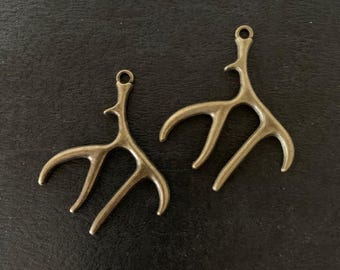 2 large bronze antler pendants, antler pendant, antler pendent, deer antlers, antlers, antler jewelry, bronze pendant, bronze jewelry, deer