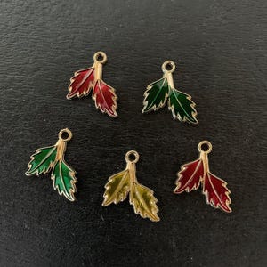 5 random mix double leaf charms, leaf charms, gold leaf charm, green leaf charm, orange leaves, fall leaves, leaves pendant, leaves jewelry