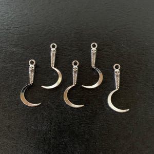 5 silver skull sickle charms, sickle charm, sickle silver, tool charms, sickle pendant, sickle jewelry, silver sickle, skull charms, sickle