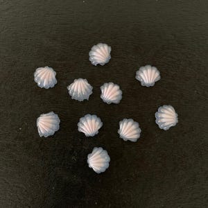10 mini blue and white resin seashell flats, blue seashells, mini seashells, resin shells, resin seashell, shell cabochon, seashell cabochon
