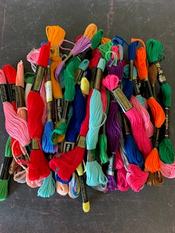 Charming Melodie DMC Embroidery Floss Pack Popular Colors DMC Embroidery Thread DMC Floss Kit Include 36 Assorted Color Bundle with DMC Mouline Cotton