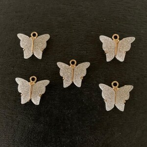 5 gray butterfly charms, glitter butterfly, glitter butterflies, butterfly charm gray, butterfly charm, bulk butterfly charm, butterfly bulk