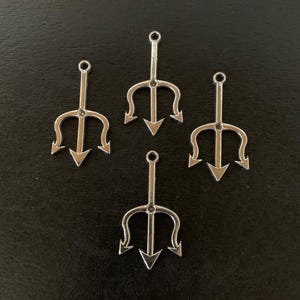 4 silver tone trident pendants, trident pendant, trident charm, silver trident charm, devil trident, trident jewelry, medieval charm