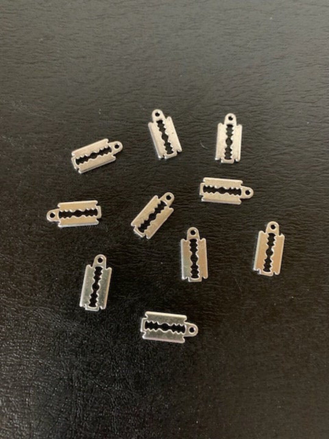 10 Razor Blade Charms, Razor Blade Jewelry, Razor Blades, Metal Charms