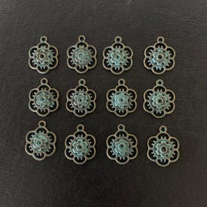 12 patina flower charms, metal charms, charm bracelet, patina charms, patina jewelry, bronze patina, flower charm, flower pendant, turquoise
