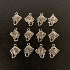 12 stingray charms, stingray charm, stingray pendant, stingray charms bulk, stingray charm pack, stingray jewelry, sea ray jewelry, stingray