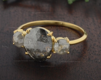 14K Gold drei Stein Salz & Pfeffer Diamant Verlobungsring