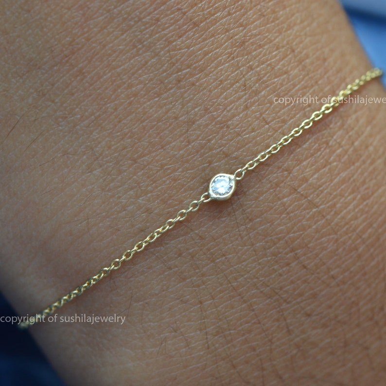 Solid 14k Yellow Gold Natural solitaire Diamond Charm Bracelet Handmade Fine Jewelry