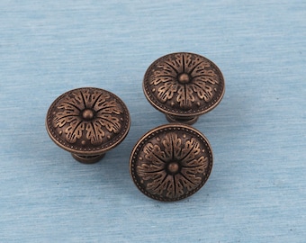 Antique Brass Floral Cabinet Knobs - 31mm Dresser Drawer Pulls