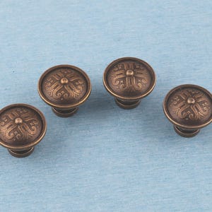 Antique Brass Flower Drawer Pull: Victorian Cabinet Knob, 26*22mm