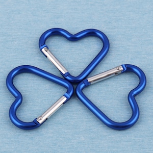Heart Carabiner Clip: Blue Aluminum Alloy Snap Hook (40mm)