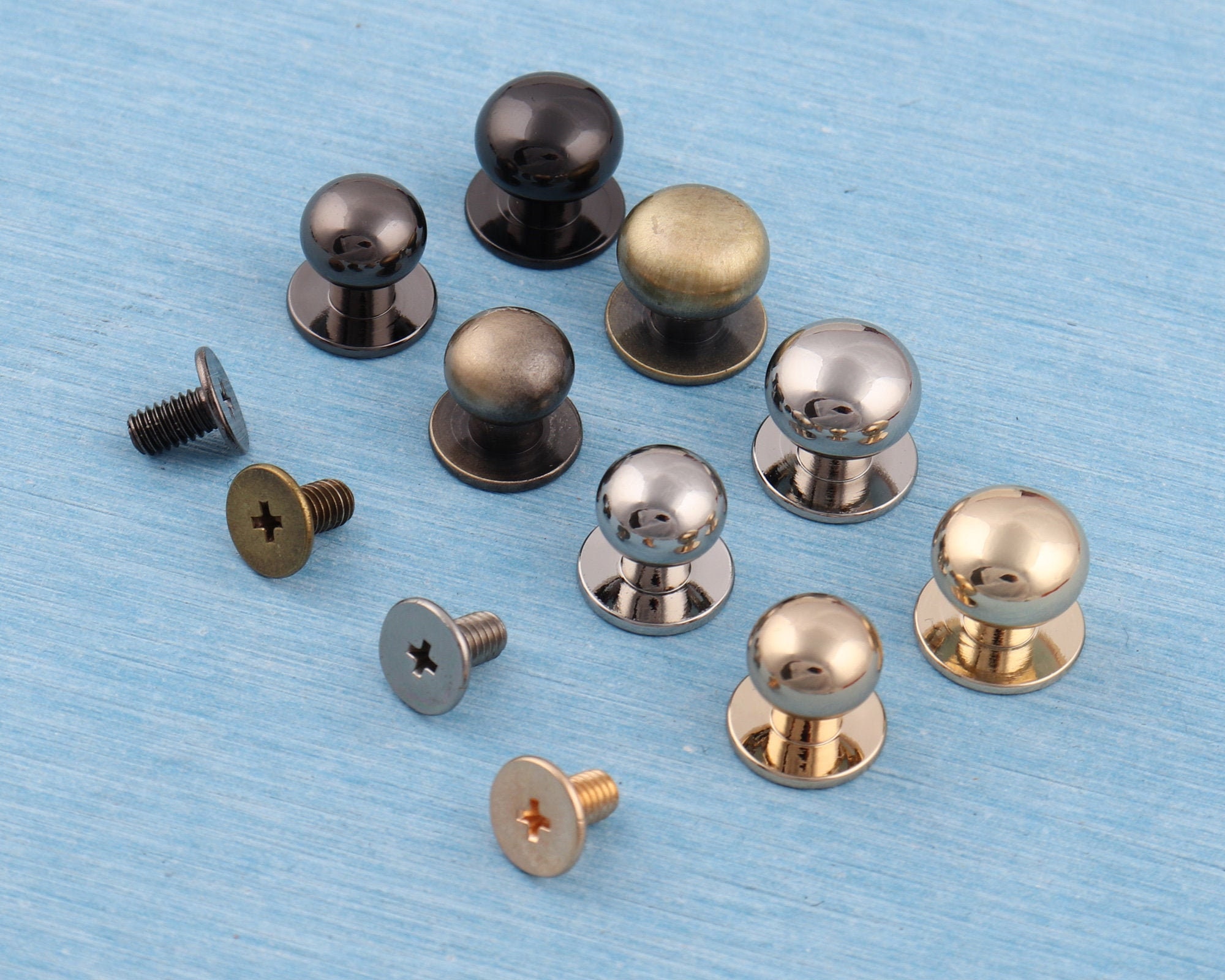 リベットコンチョ ロープエッジフラワー ニッケル 15mm×11.5mm、足の長さ4mm 1ヶ カシメ式 [IVAN] レザークラフトコンチョ