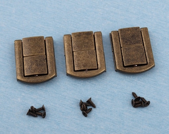 Antique Brass Box Latch: Jewelry Chest Hasp Lock (31x24mm)