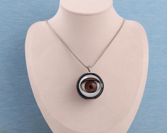 点滅するドールアイネックレス：動く目玉ペンダント、ステンレス