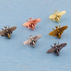 Flying Bee Purse Lock: Twist Turn Bag Closure - Antique Brass Finish