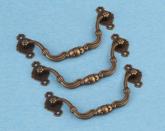 Vintage Embossed Scroll Drop Pull Handle - Diamond Base Drawer Pull Cabinet Hardware
