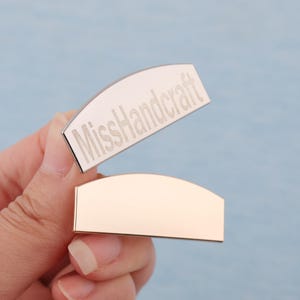 Custom Metal Purse Label: Laser Engraved Logo Tags, Alloy Bag Charms (40x16mm)