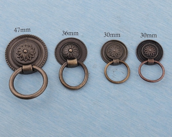 Antique Brass Floral Ring Drawer Pull - 47/36/30mm