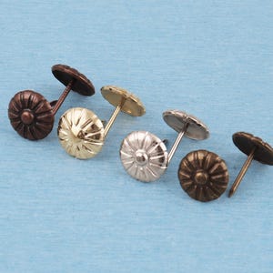 Vintage Chrysanthemum Upholstery Tacks : DIY Furniture Pins (16x21mm)