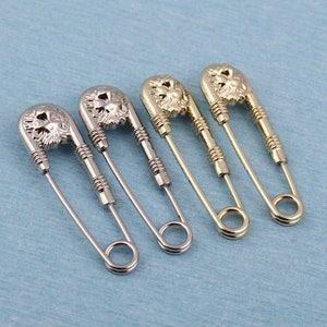 Versace safety pin - Etsy 日本