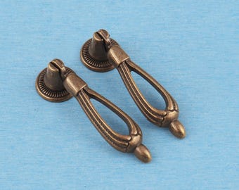 Ornate Hollow Pendant Pull - Vintage Single Hole Drawer Handle, Classic Furniture Cabinet Hardware